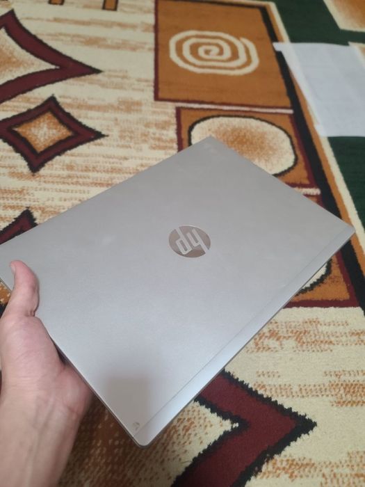 Noutbuk hp core i5 ultra 8/512