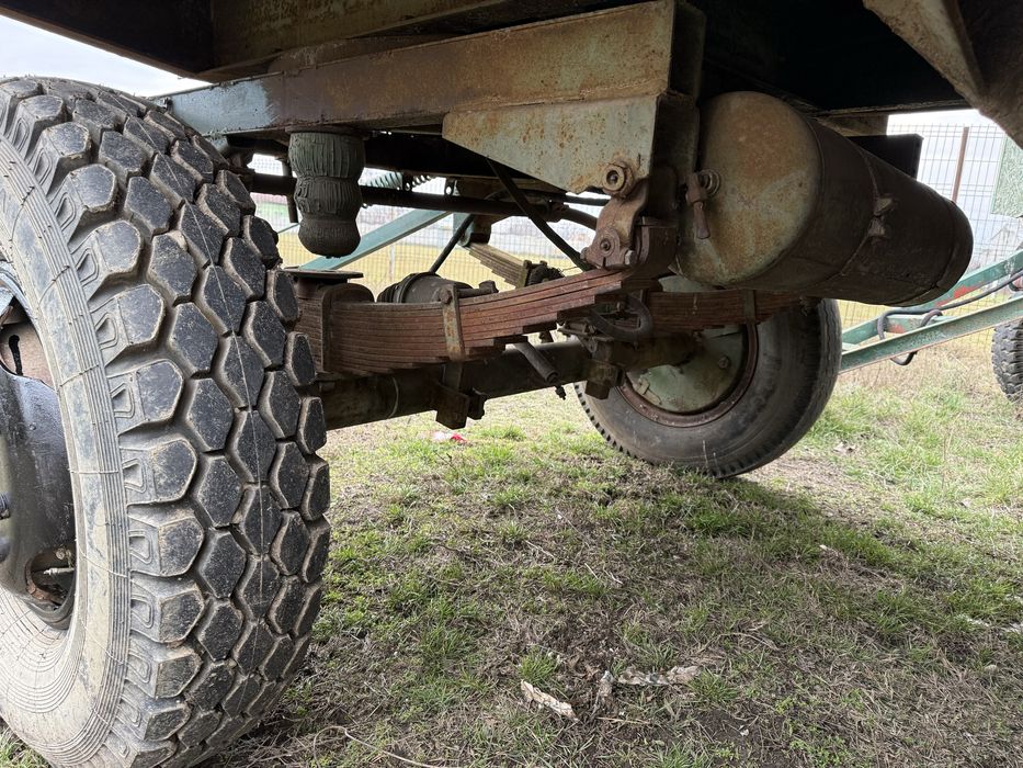 Platforma (Trailer) baloti