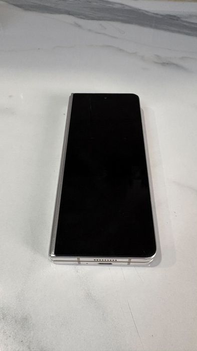 Samsung Galaxy Z fold 5