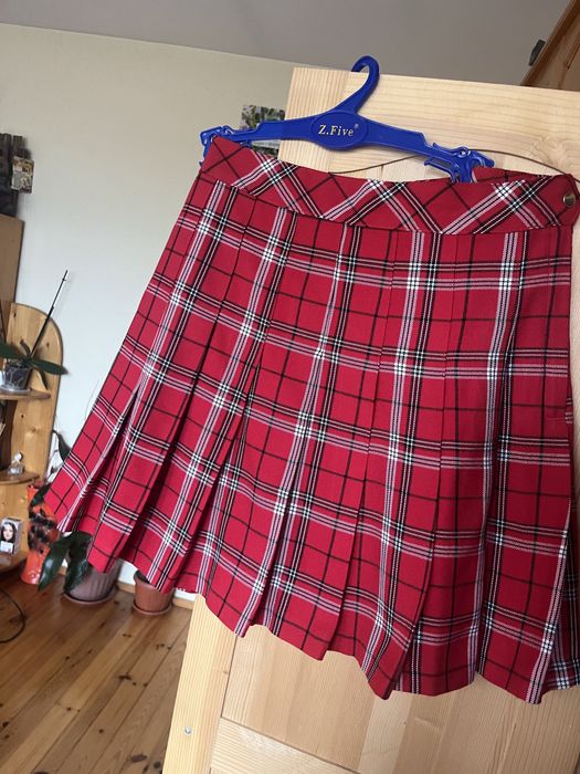 Плисирана поли HM/ дънкова пола Манго