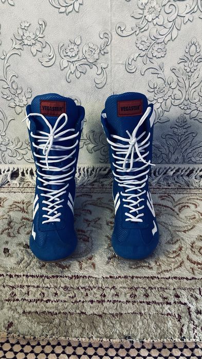 Продоетса боксерка vegastra