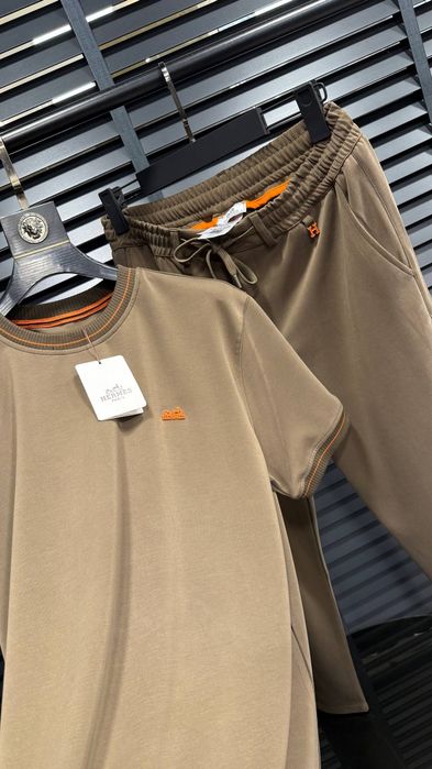 Мъжки екипи различни модели