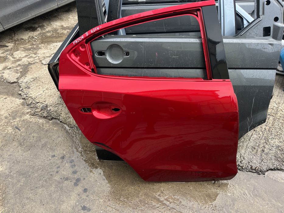 Дясна и лява врата Mazda 2 2014-