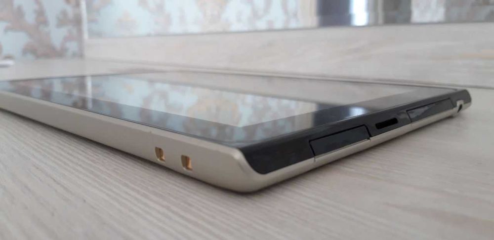 Планшет оригинал из Японии