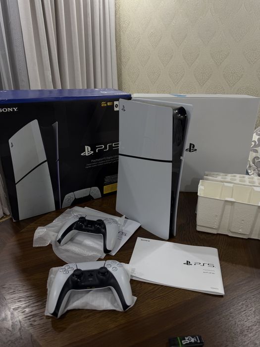 PlayStation 5 slim 1 tb
