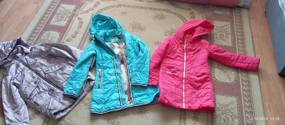 Отдам куртки за пачку чая