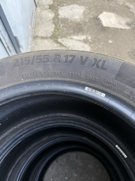 Set 4 anvelope de vara Continental 215/55 R17 XL aproape noi