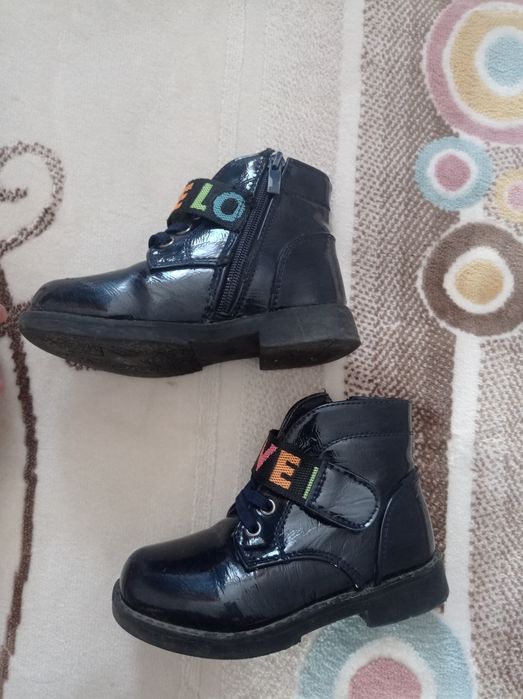 Детские ботинки весенние