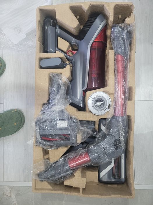 Пылесос б/у но   почти не использовал