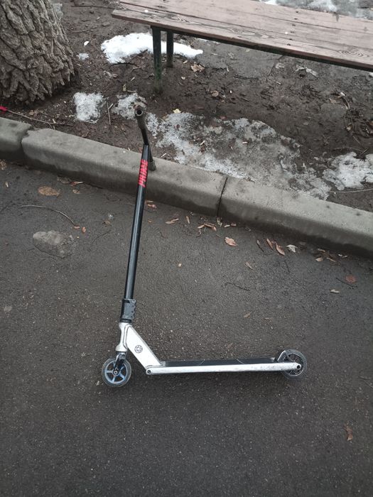 трюковой самокат