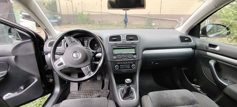 Vând vw golf 6 2011