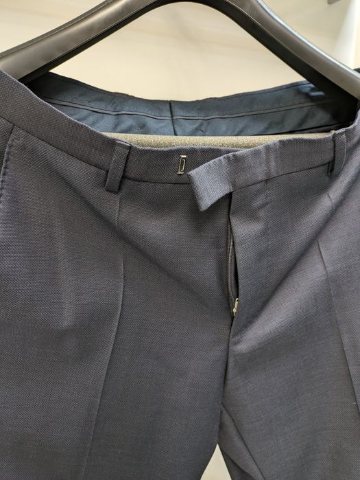 Костюм Boss оригинален