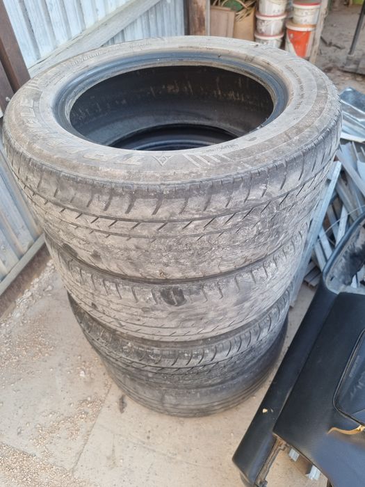 Срочно покрышки R16