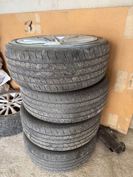Продам шины хорошие буу