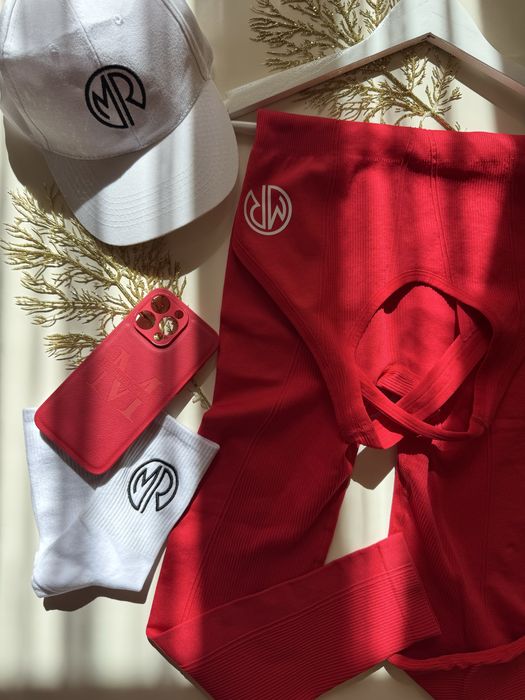 Дамски спортни екипи