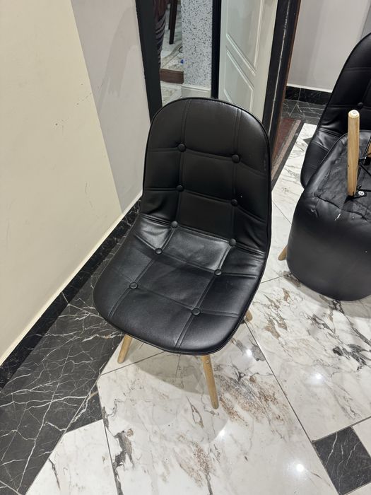 Стулья для кухни и гостинной