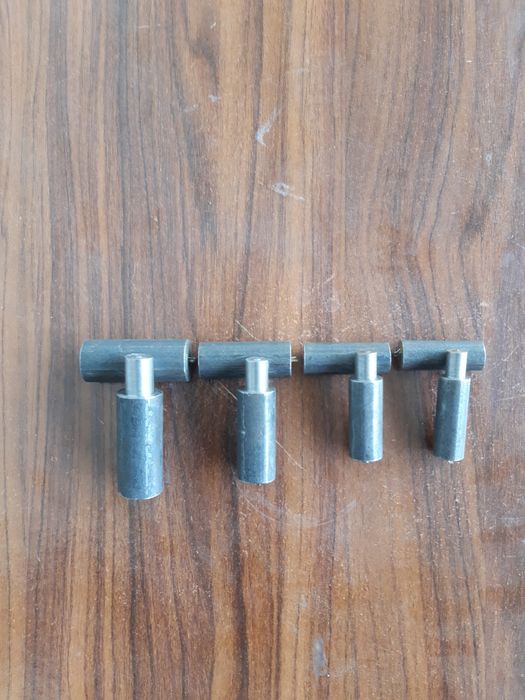 Sharnir ishlab chiqaramiz