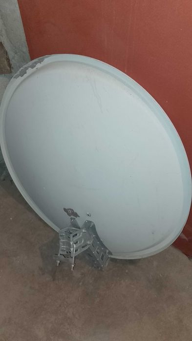 Сателитна антена 80см, с око и крепеж