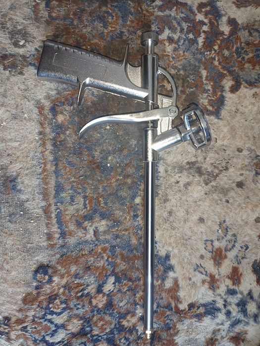 Pistol pentru aplicare spuma poliuretanica