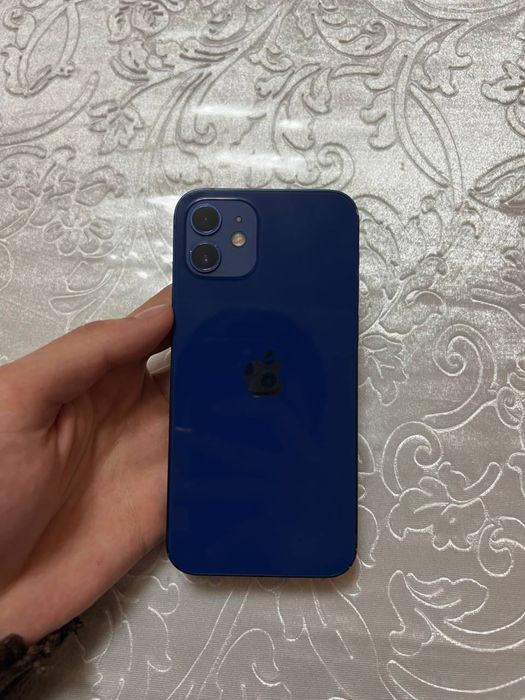 Iphone 12  ideal
