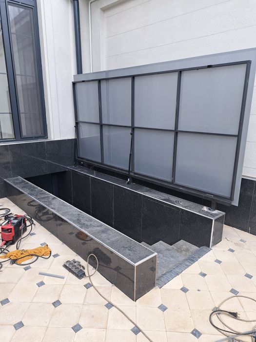 Раздвижной навес и козырёк