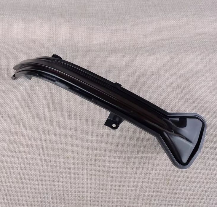 НОВИ Динамични бягащи мигачи за BMW G11 G15 G20 G22 G30 G32 G38,M5 F90