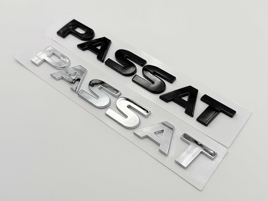 Emblema Compatibila VW Passat negru