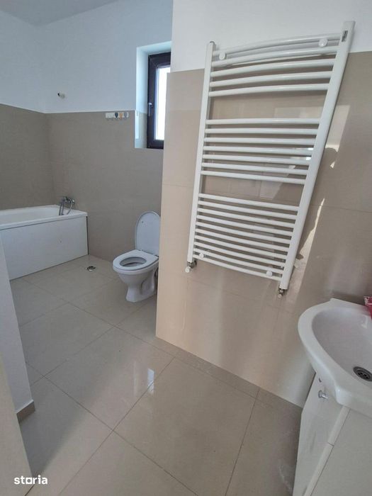 Casa de vanzare 4 camere|Cornetu