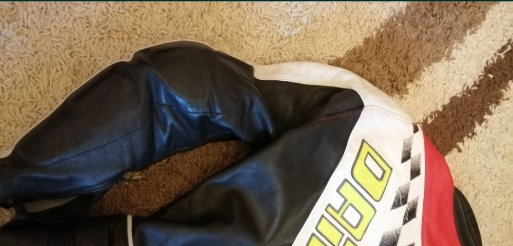 Costumul moto piele Dainese