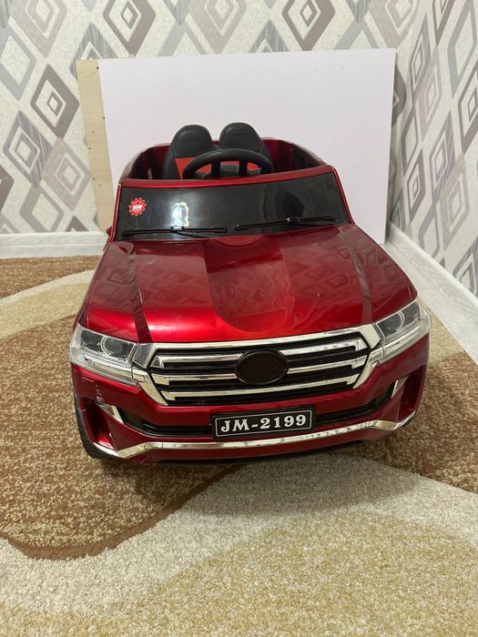 Машина для малышей.