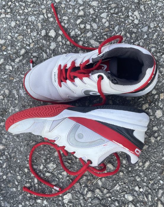 Оригинални обувки за тенис Head. Много са удобни и меки. Цена- 25 лева