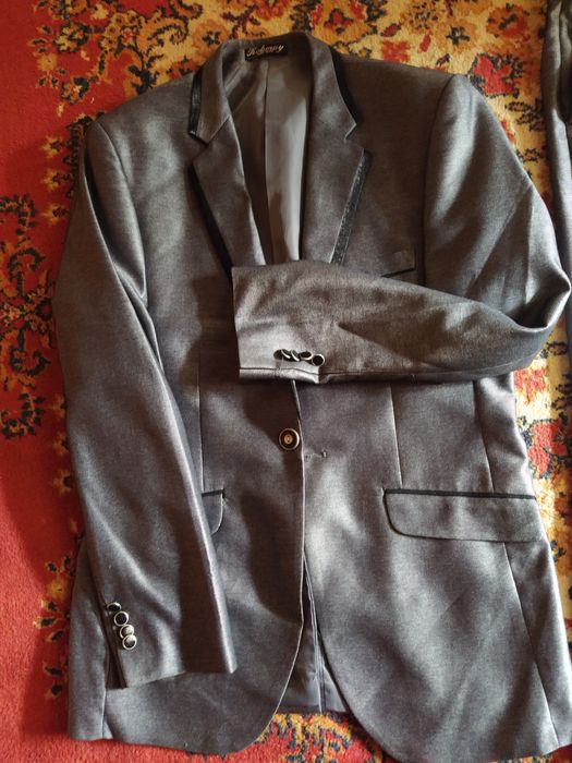 Продам мужской костьюм брюка