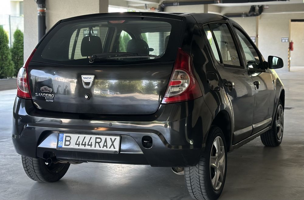 Dacia Sandero 1.2 GPL / 2011 E5 / Black Line.
