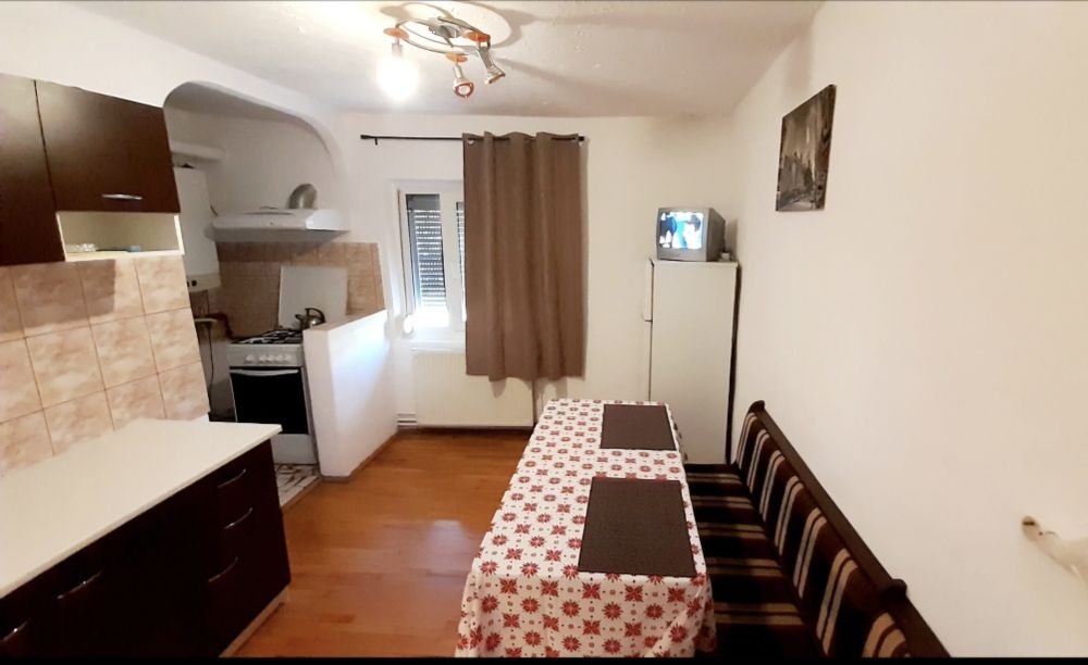 Apartament 2 camere, zona Bucovina