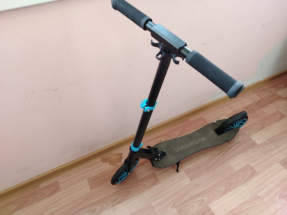 Продам самокат westkate