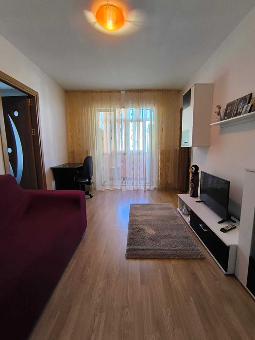 Vând apartament 2 camere,confort 2,etaj 3, Trivale, complex ||