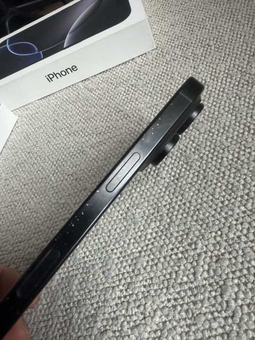 Apple iPhone 16 PRO 256Gb Titanium Black neverlocked cumparat de nou