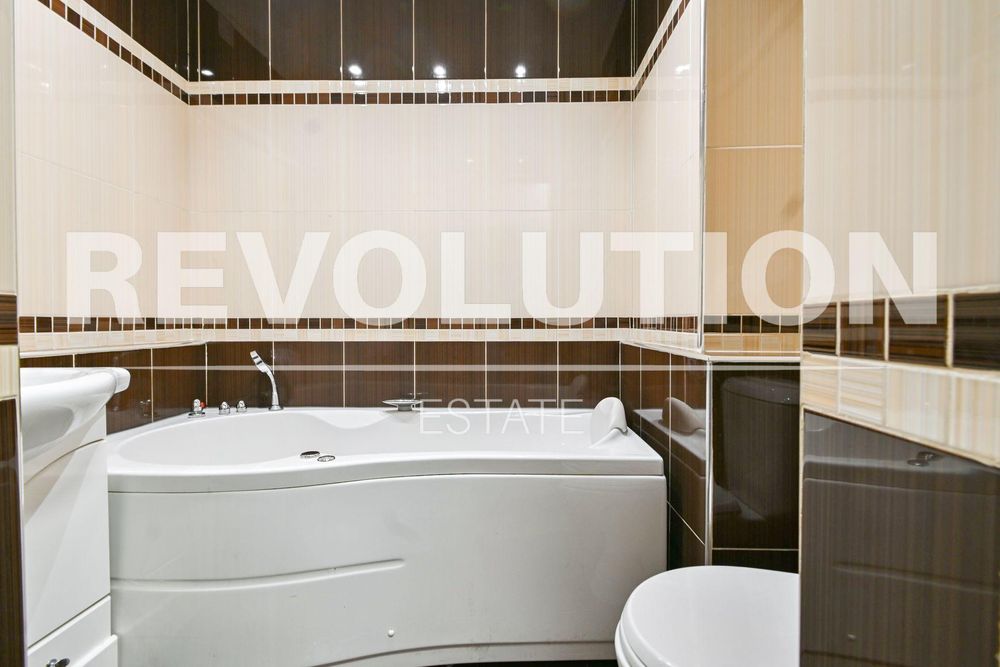 Дава се под наем Тристаен апартамент в София, Зона Б-5 - 108 кв.м за 1300 € - Снимка #8