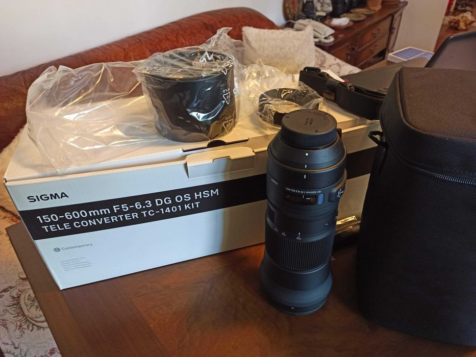 Nikon 24-70mm 2.8G ED AF-S  și 70-200 VR ca nou