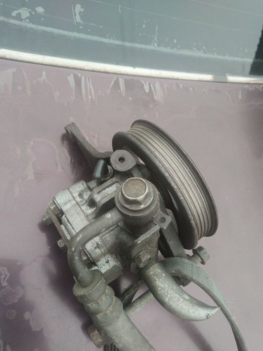 Гур насос стартер мазда кронос