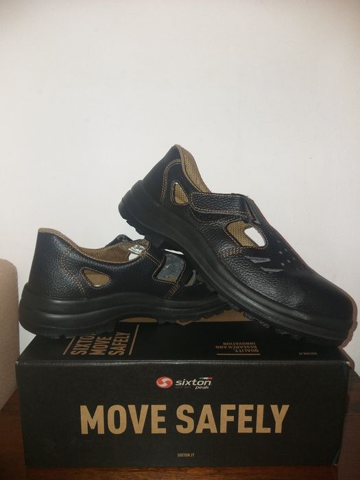 Pantofi de protectie nr.35 si 42