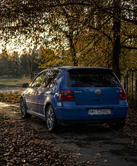 Vând golf 4 1.6 SR