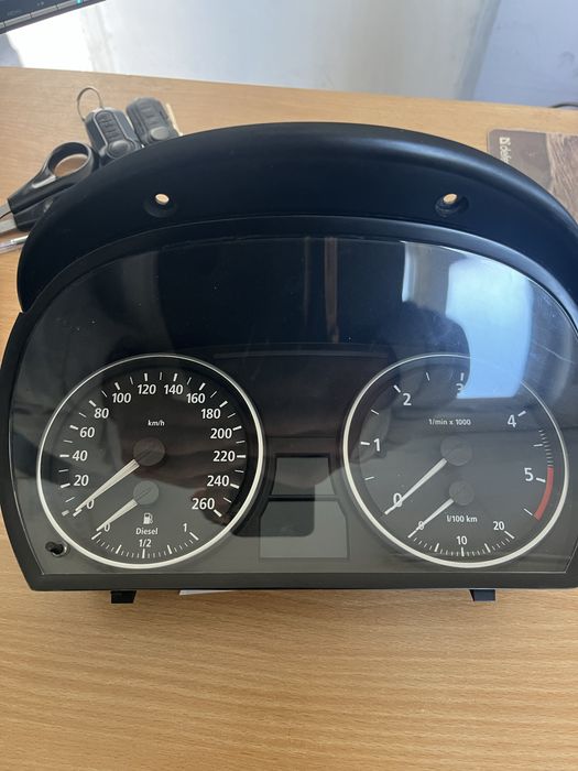 Фейс километраж за БМВ Е90/91 диел