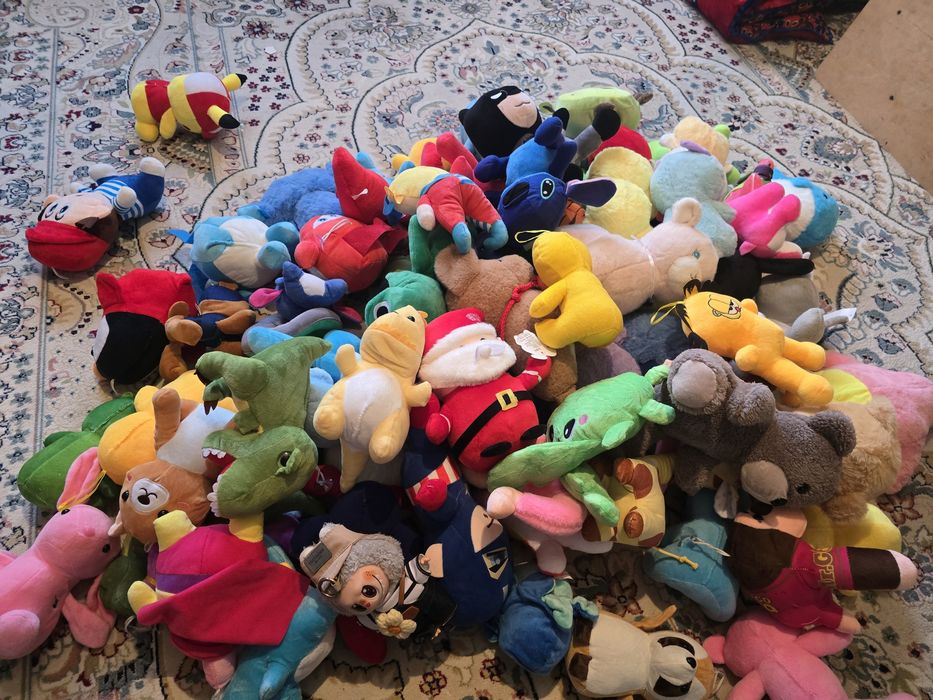 Мягкие игрушки разного размера