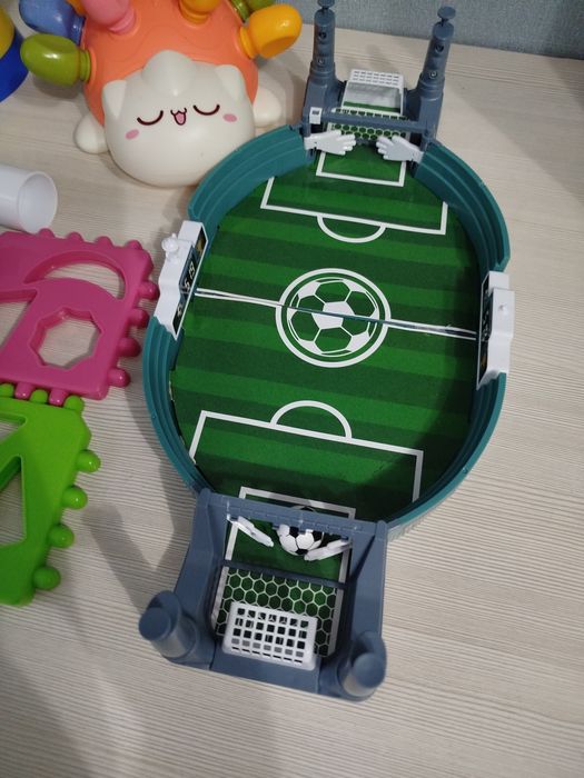 Продам игрушки . Развивающие для детей.