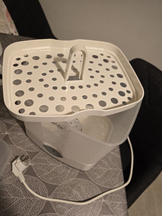Sterilizator biberoane Chicco