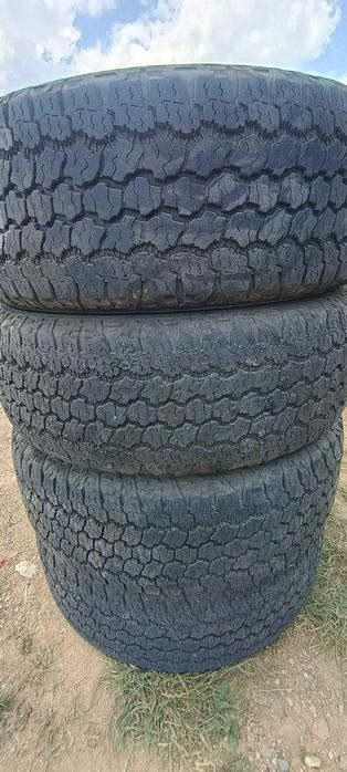 Goodyear All terrain 235/65/17  200лв - 4бр.