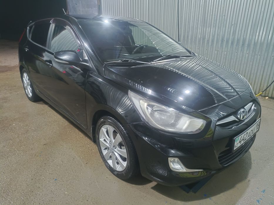 Хюндай акцент 2012