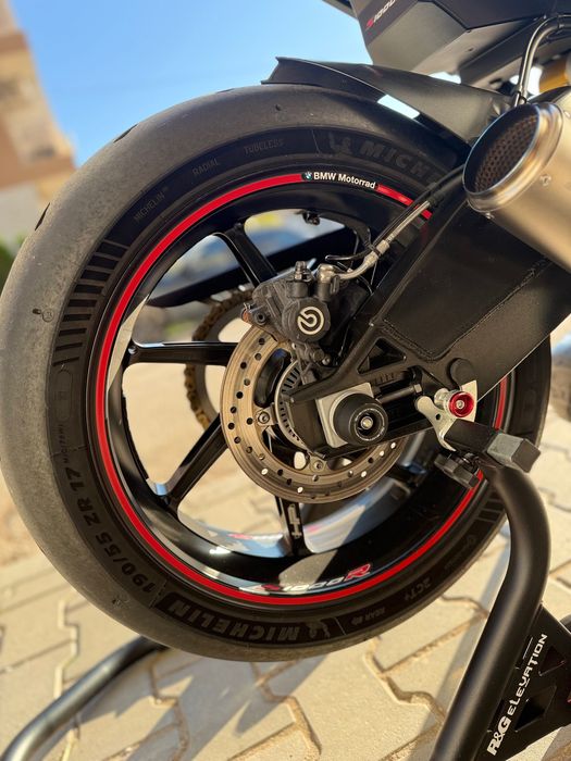 BMW S1000R HP4 2019
