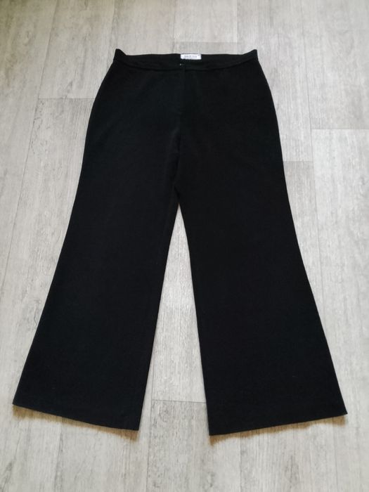 Джинсы,брюки модные р.48-50.